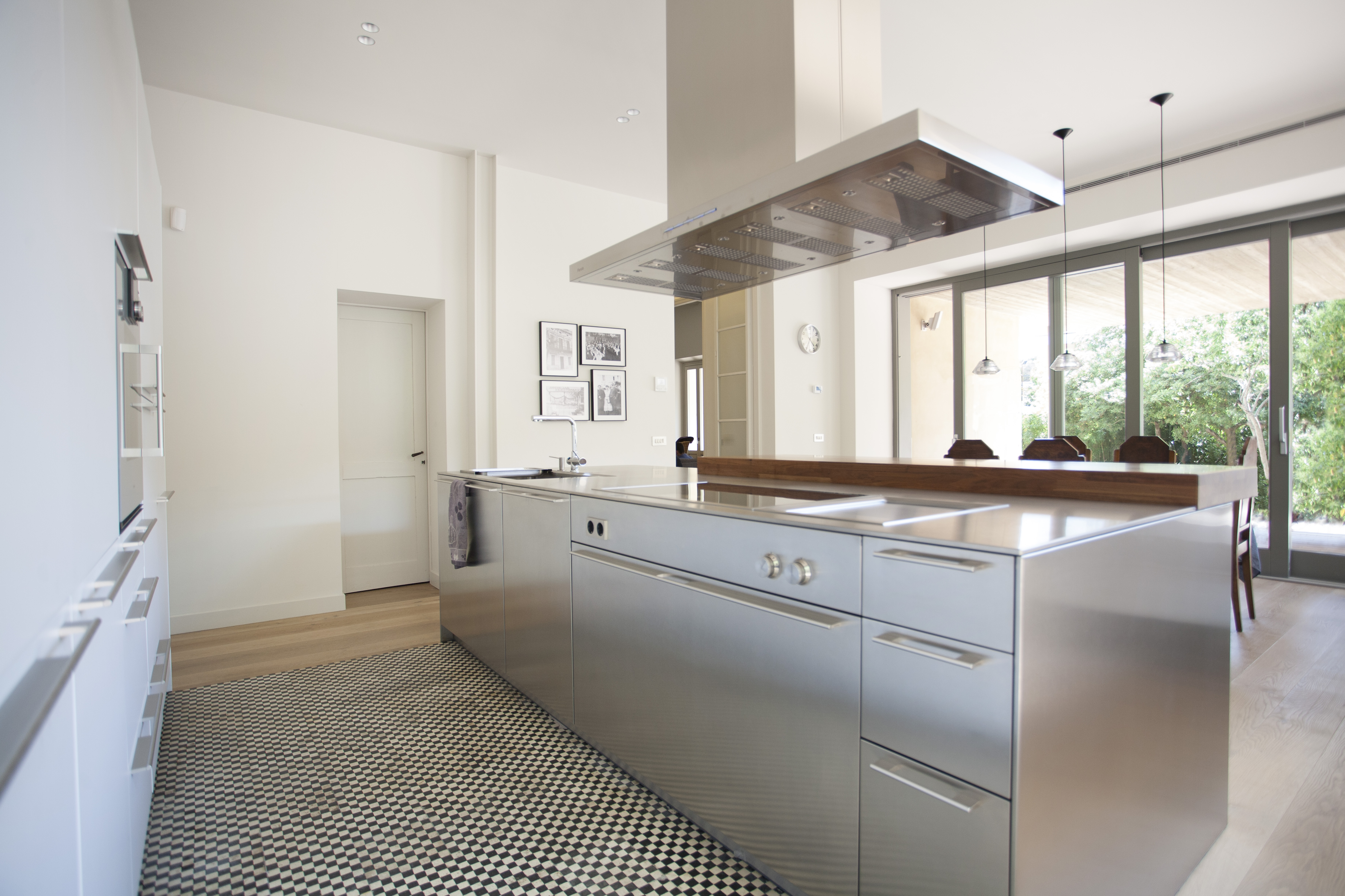 Rehabilitació vivienda con cocina abierta | Maite Prats | © Medir Cucurull